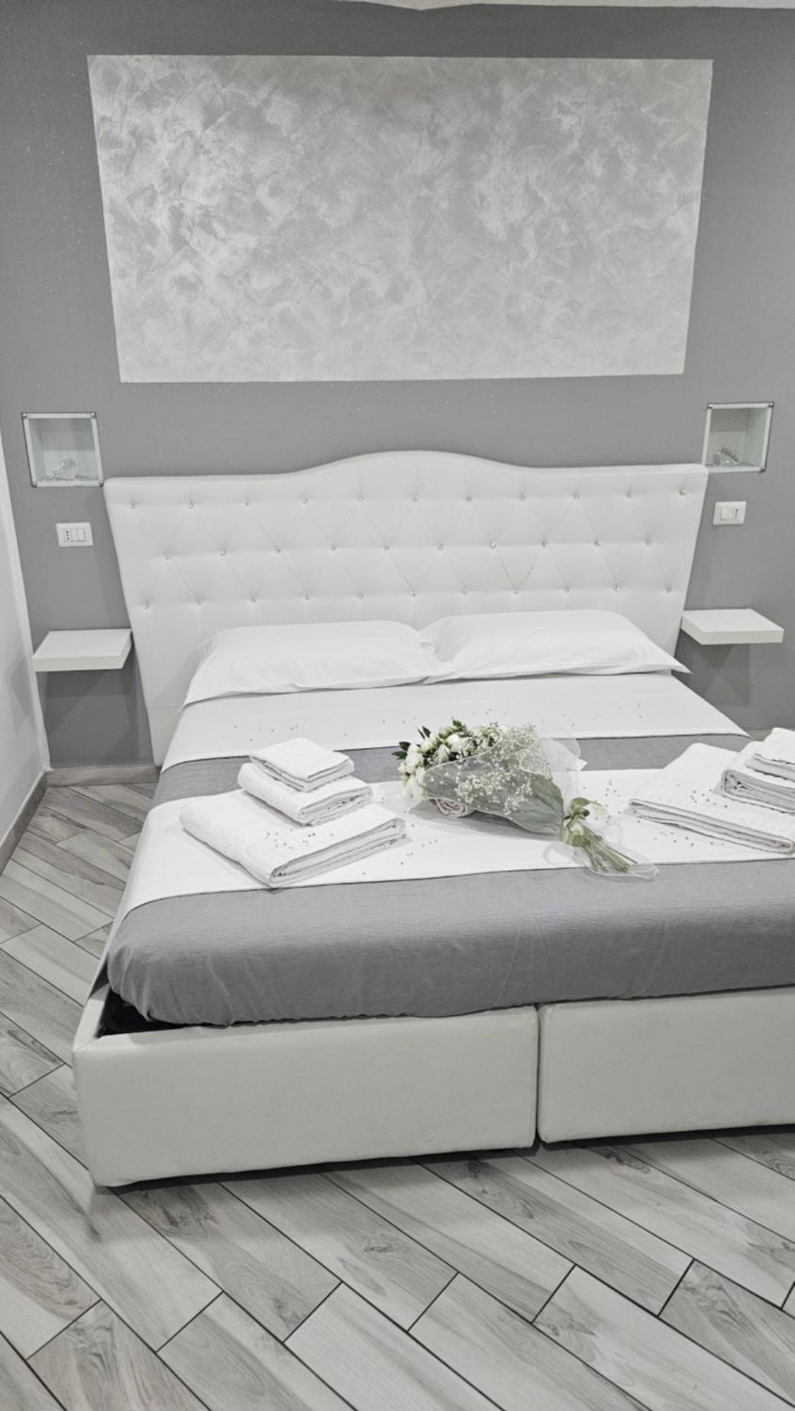 Il Diamante Bed & Breakfast Crotone Bagian luar foto