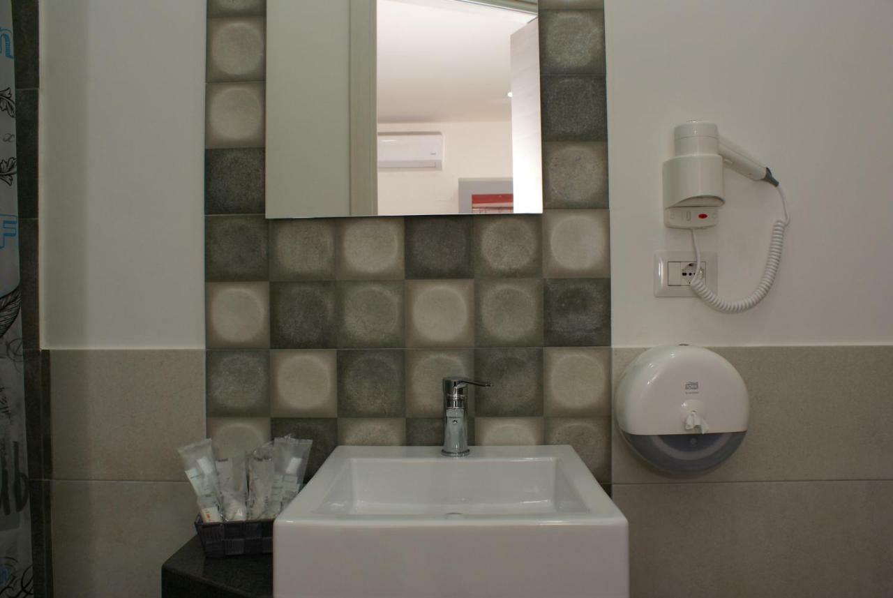 Il Diamante Bed & Breakfast Crotone Bagian luar foto